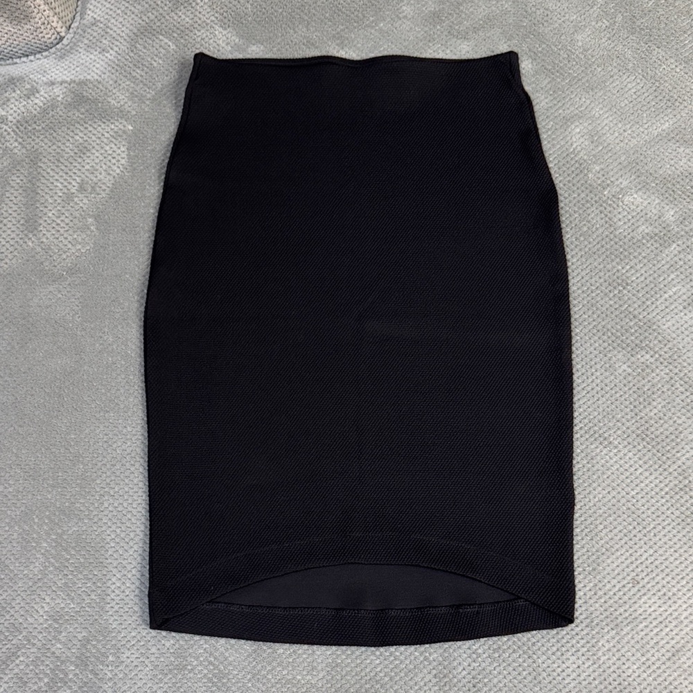 H&M Classic Black Pencil Skirt